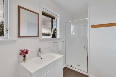 Photo of property in 8 Cohen Place, Milson, Palmerston North, 4414