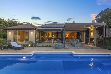 Photo of property in 572 Ormiston Road, Flat Bush, Manurewa, 2576