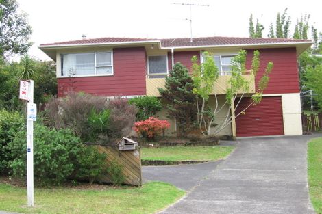 Photo of property in 35 Contessa Drive, Glenfield, Auckland, 0629