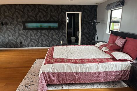 Photo of property in 4 The Enclave, Totara Heights, Auckland, 2105