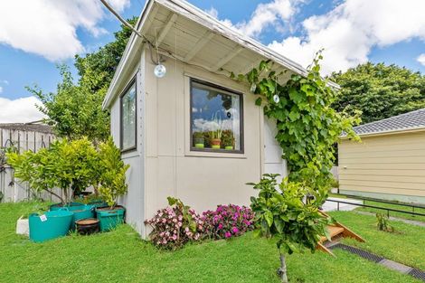 Photo of property in 4 Galilee Avenue, Red Hill, Papakura, 2110