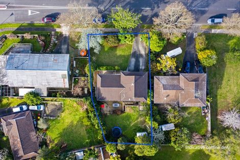 Photo of property in 3 Mirrabooka Avenue, Botany Downs, Auckland, 2010