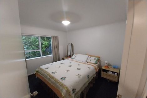Photo of property in 64a Newlands Road, Newlands, Wellington, 6037