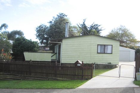 Photo of property in 6 Hookway Grove, Paraparaumu, 5032