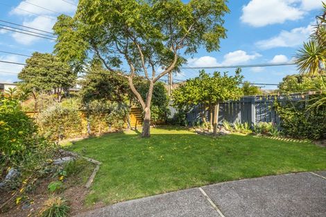 Photo of property in 137 Wellington Road, Paekakariki, 5034