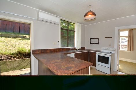 Photo of property in 18 Motu Street, Saint Clair, Dunedin, 9012