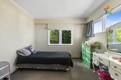 Photo of property in 10 Holyoake Crescent, Avalon, Lower Hutt, 5011