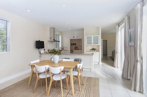 Photo of property in 16 Worsleys Road, Cracroft, Christchurch, 8025