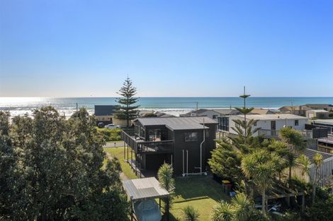 Photo of property in 398 Pukehina Parade, Pukehina, Te Puke, 3189