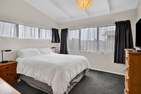 Photo of property in 1/4 Naumai Place, Spotswood, New Plymouth, 4310