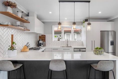 Photo of property in 14 Maitland Street, Greerton, Tauranga, 3112