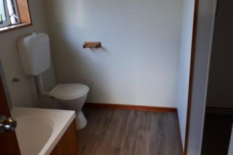 Photo of property in 16 Hewitts Road, Woodend, 7610