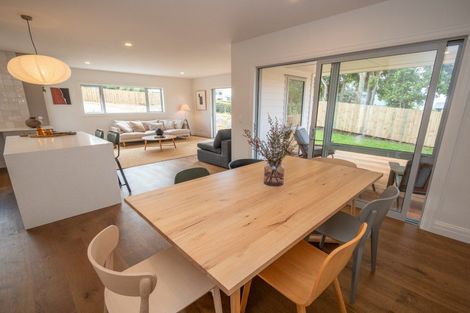 Photo of property in 1 Lori Lane, Coopers Beach, 0420