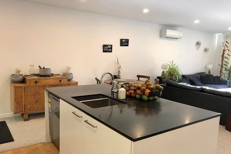 Photo of property in 11 Rua Kai Way, Brooklyn, Wellington, 6021