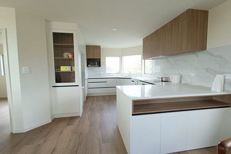 Photo of property in 17 Bob Charles Drive, Golflands, Auckland, 2013