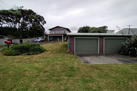 Photo of property in 13 Coates Avenue, Baylys Beach, Dargaville, 0377