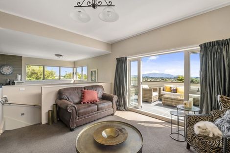 Photo of property in 103 Winara Avenue, Waikanae, 5036