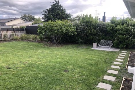 Photo of property in 8 Barrett Place, Carterton, 5713