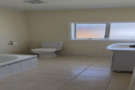 Photo of property in 22 Valley Road, Pukekohe, 2120