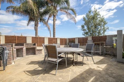 Photo of property in 43 Mahana Road, Ngatea, 3503