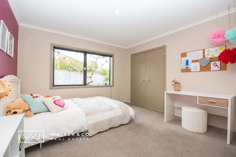 Photo of property in 7 Percy Kinsman Crescent, Riverstone Terraces, Upper Hutt, 5018