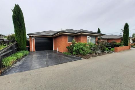 Photo of property in 31b Wilsons Road, Saint Martins, Christchurch, 8022