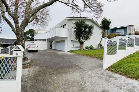Photo of property in 6 Valdese Rise, Browns Bay, Auckland, 0630
