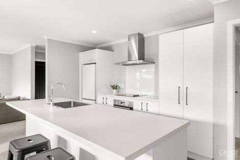 Photo of property in 7 Te Awa Rere Grove, Stokes Valley, Lower Hutt, 5019