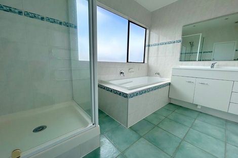 Photo of property in 2/14 Bramley Drive, Farm Cove, Auckland, 2012