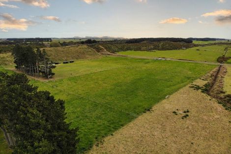Photo of property in 720 Himatangi Block Road, Foxton, 4893