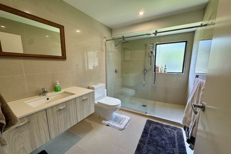 Photo of property in 62 The Terrace, Herald Island, Auckland, 0618