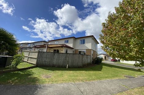 Photo of property in 33 Stamford Crescent, Flat Bush, Auckland, 2019