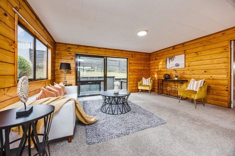 Photo of property in 3/32 Great South Road, Papakura, 2110