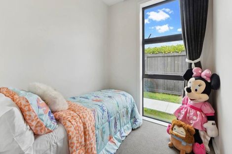 Photo of property in 1 Regiment Road, Papakura, 2110