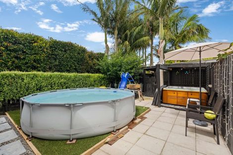 Photo of property in 26 Parakai Avenue, Parakai, 0830