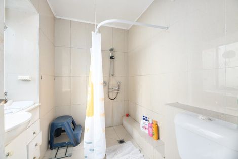 Photo of property in 19 Crosby Road, West Harbour, Auckland, 0618