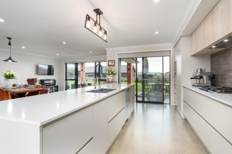 Photo of property in 43 Seachange Drive, Leamington, Cambridge, 3432