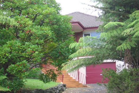 Photo of property in 55 West Lynn Road, Titirangi, Auckland, 0604