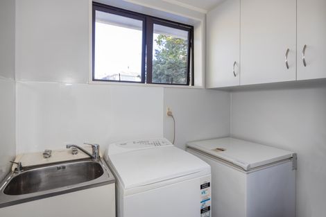 Photo of property in 2 Solway Street, Holmes Hill, Oamaru, 9401