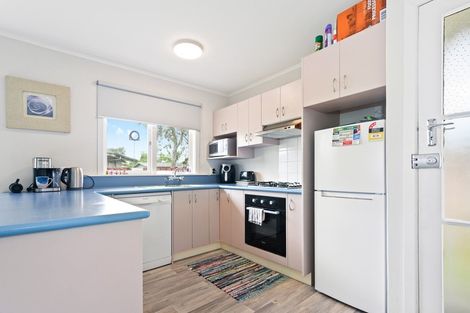 Photo of property in 8 Casper Street, Fairfield, Hamilton, 3214