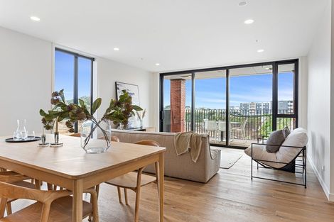 Photo of property in 6/36 Edmonton Road, Henderson, Auckland, 0612