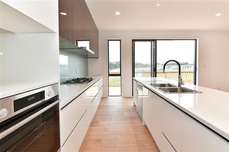 Photo of property in 245 West Hoe Heights, Orewa, 0931