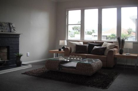 Photo of property in 87 Oxford Terrace, Epuni, Lower Hutt, 5011