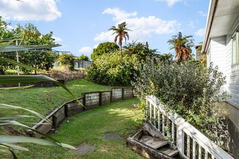 Photo of property in 2 Koutunui Road, Athenree, Katikati, 3177