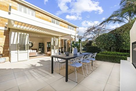 Photo of property in 12 Fairfield Lane, East Tamaki Heights, Auckland, 2016