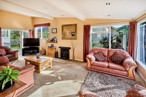 Photo of property in 33 Collier Avenue, Karori, Wellington, 6012