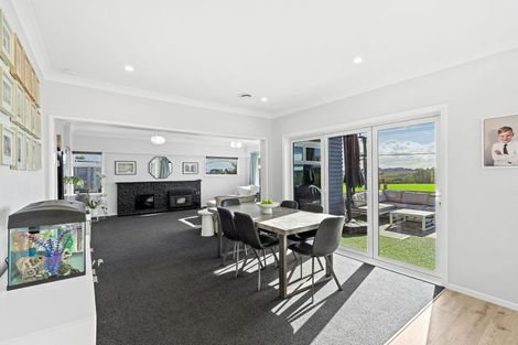 Photo of property in 73 Kawiu Road, Levin, 5510