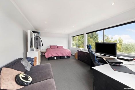 Photo of property in 464 Don Buck Road, Massey, Auckland, 0614