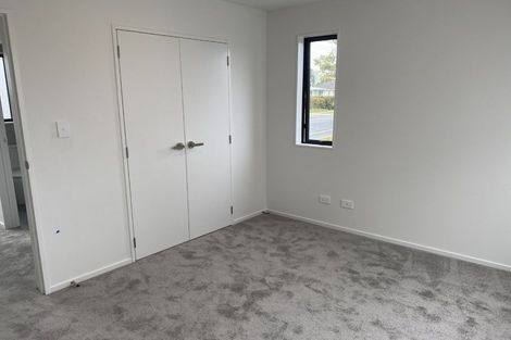 Photo of property in 35c Matipo Road, Te Atatu Peninsula, Auckland, 0610