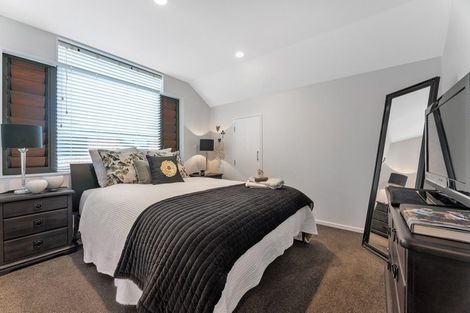 Photo of property in 192 Ridge Road, Howick, Auckland, 2014